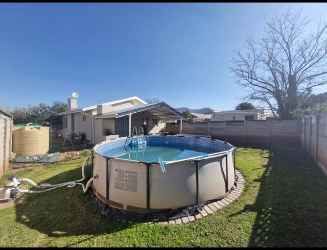 4 BEDROOM HOUSE FOR SALE IN BERGSIG